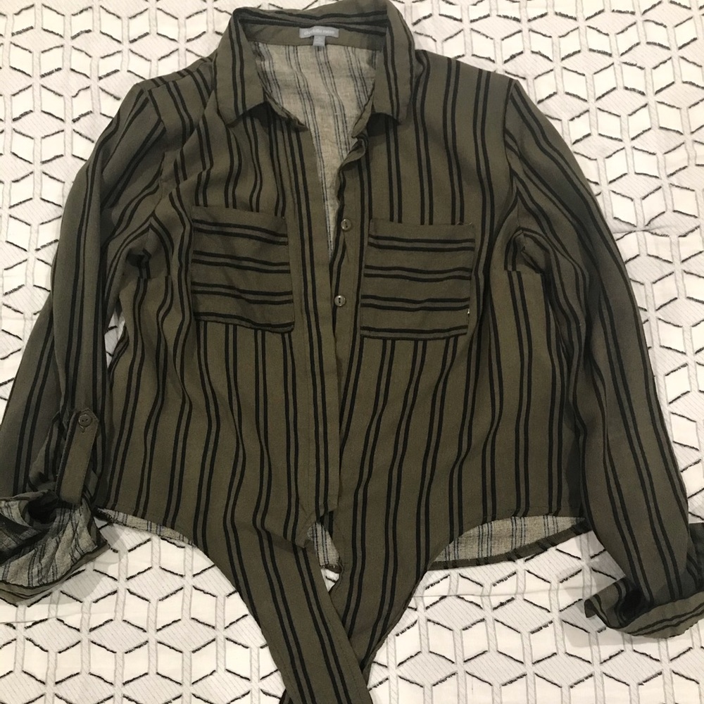 Button down shirt that ties at bottom!
